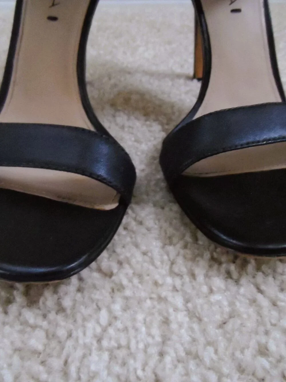 Via Spiga- Genuine Leather Black Strappy Heels - size 8.5 - Picture 5 of 13